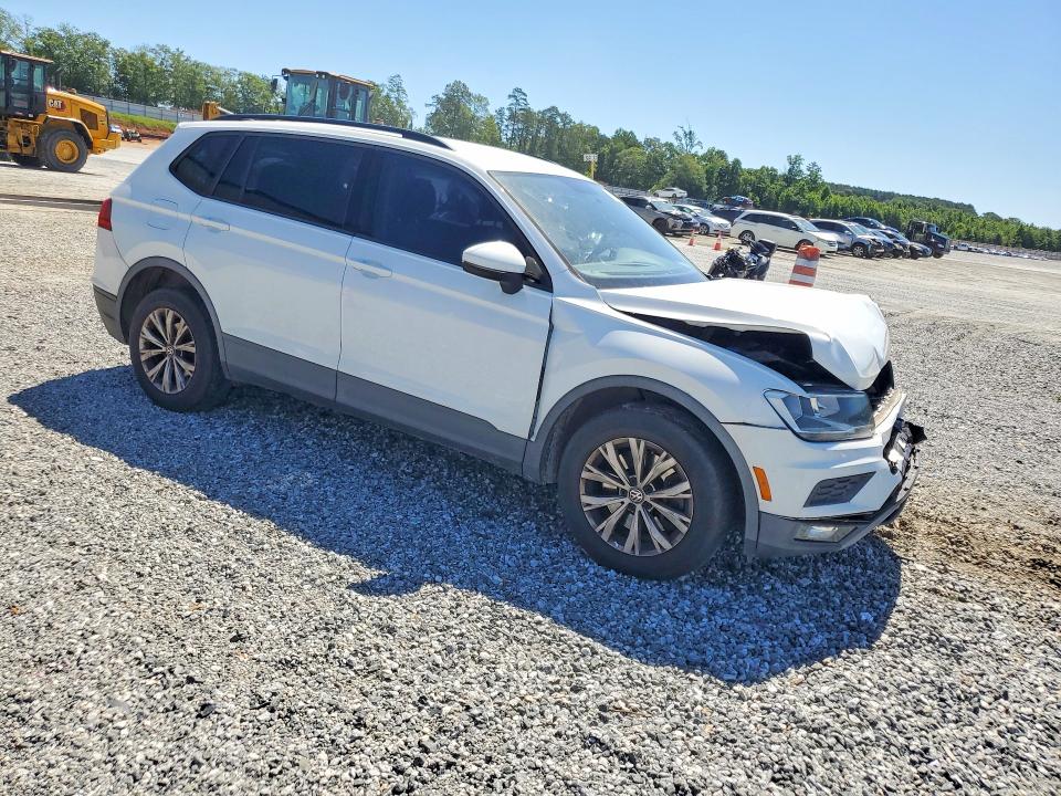 2018 Volkswagen Tiguan მანქანა იყიდება აუქციონზე, vin: 3VV1B7AX7JM009510, აუქციონის ნომერი: 56053026