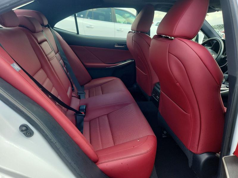 56583946 :رقم المزاد ، JTHG81F25L5040845 vin ، 2020 Lexus Is مزاد بيع