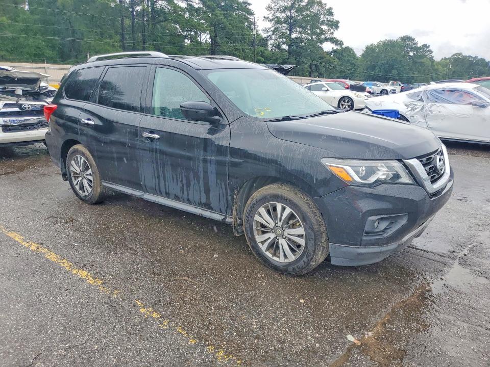57230866 :رقم المزاد ، 5N1DR2MNXHC623768 vin ، 2017 Nissan Pathfinder مزاد بيع