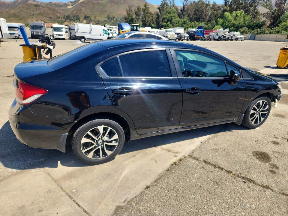 2015 Honda Civic მანქანა იყიდება აუქციონზე, vin: 19XFB2F83FE241046, აუქციონის ნომერი: 58360836