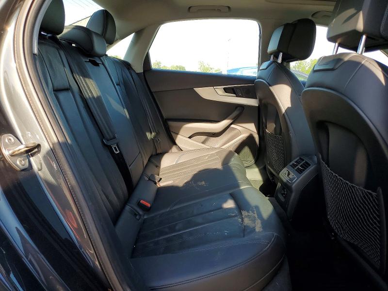 55675426 :رقم المزاد ، WAUDNAF40JA130971 vin ، 2018 Audi A4 مزاد بيع
