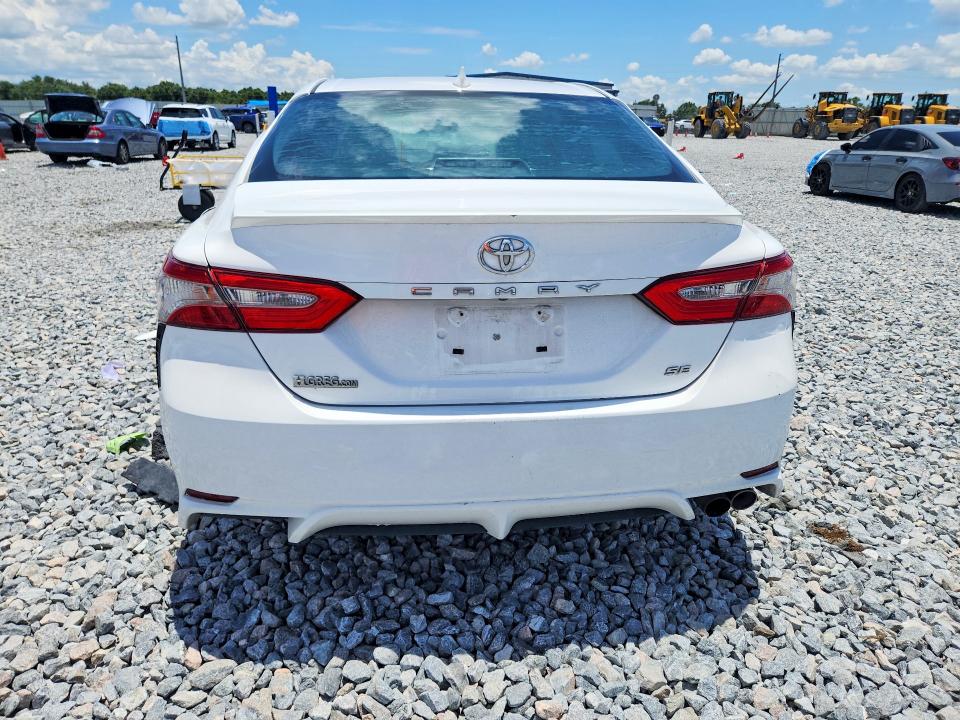 Auction sale of the 2018 Toyota Camry, vin: 4T1B11HK9JU539319, lot number: 57118446