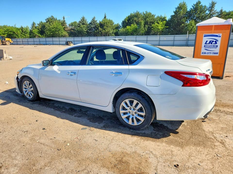 2016 Nissan Altima მანქანა იყიდება აუქციონზე, vin: 1N4AL3AP1GN347767, აუქციონის ნომერი: 57730396