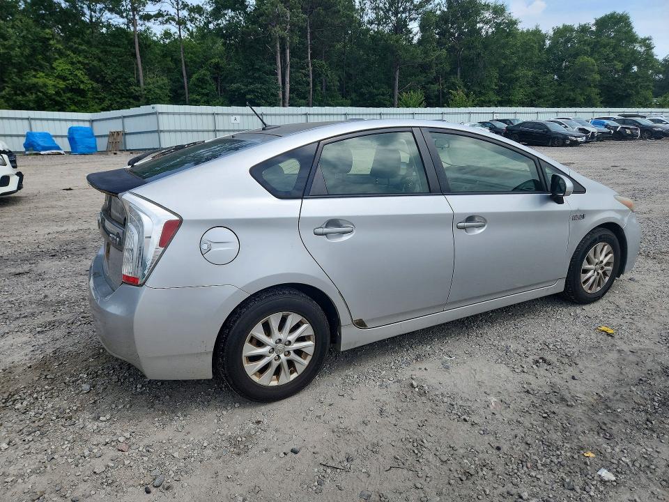 56407626 :رقم المزاد ، JTDKN3DP6D3038372 vin ، 2013 Toyota Prius Plug-in Hybrid مزاد بيع