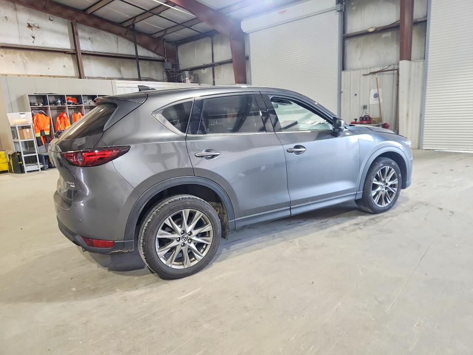 55842266 :رقم المزاد ، JM3KFBEY0M0469622 vin ، 2021 Mazda Cx-5 مزاد بيع
