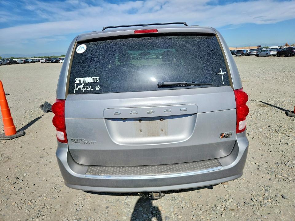 56316066 :رقم المزاد ، 2C4RDGEG9HR760665 vin ، 2017 Dodge Grand Caravan مزاد بيع