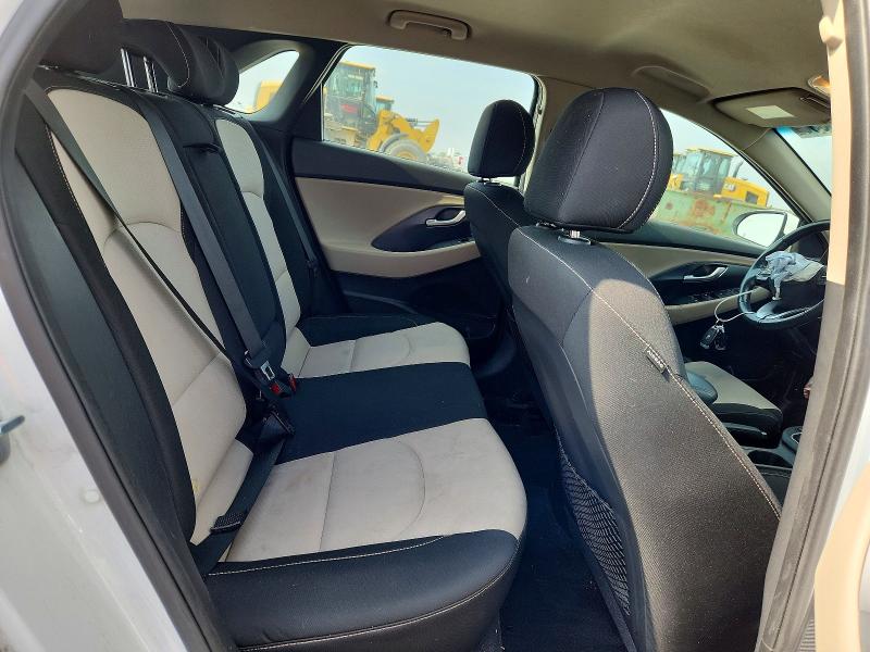 2018 Hyundai Elantra Gt მანქანა იყიდება აუქციონზე, vin: KMHH35LE8JU068373, აუქციონის ნომერი: 58595036