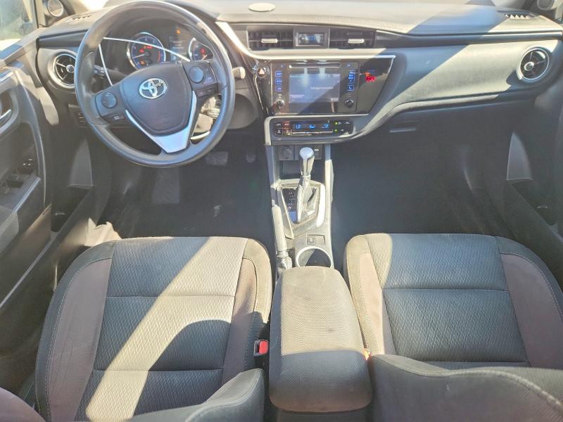 56743276 :رقم المزاد ، 2T1BURHE6JC974624 vin ، 2018 Toyota Corolla مزاد بيع