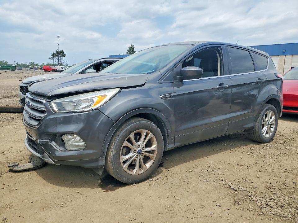 2017 Ford Escape მანქანა იყიდება აუქციონზე, vin: 1FMCU0GD9HUD52195, აუქციონის ნომერი: 56504896