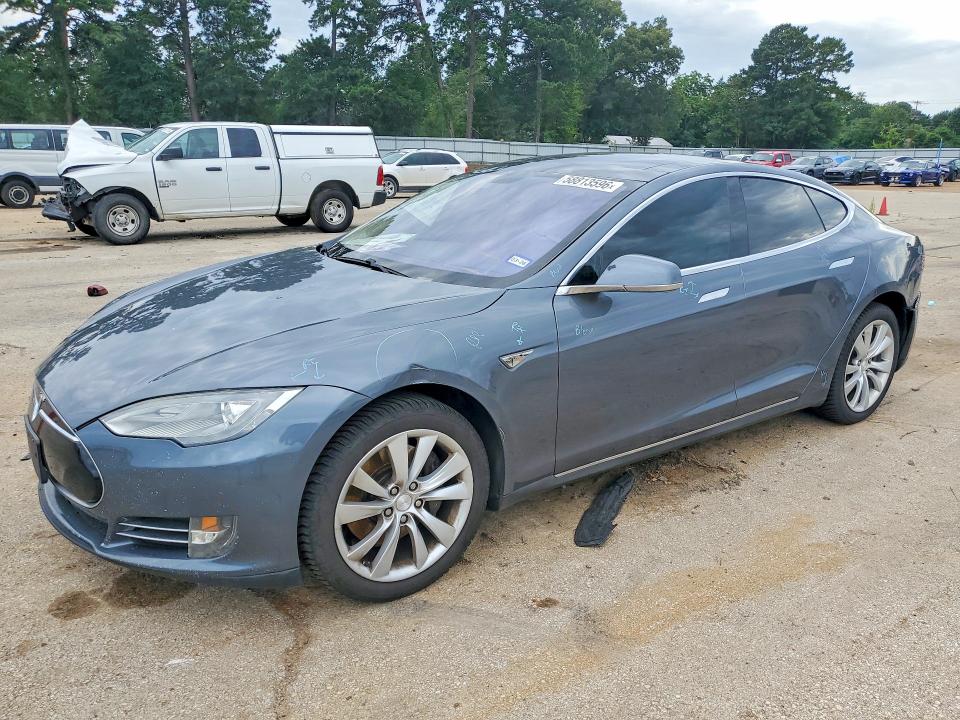 2014 Tesla Model S მანქანა იყიდება აუქციონზე, vin: 5YJSA1H11EFP32154, აუქციონის ნომერი: 58813596