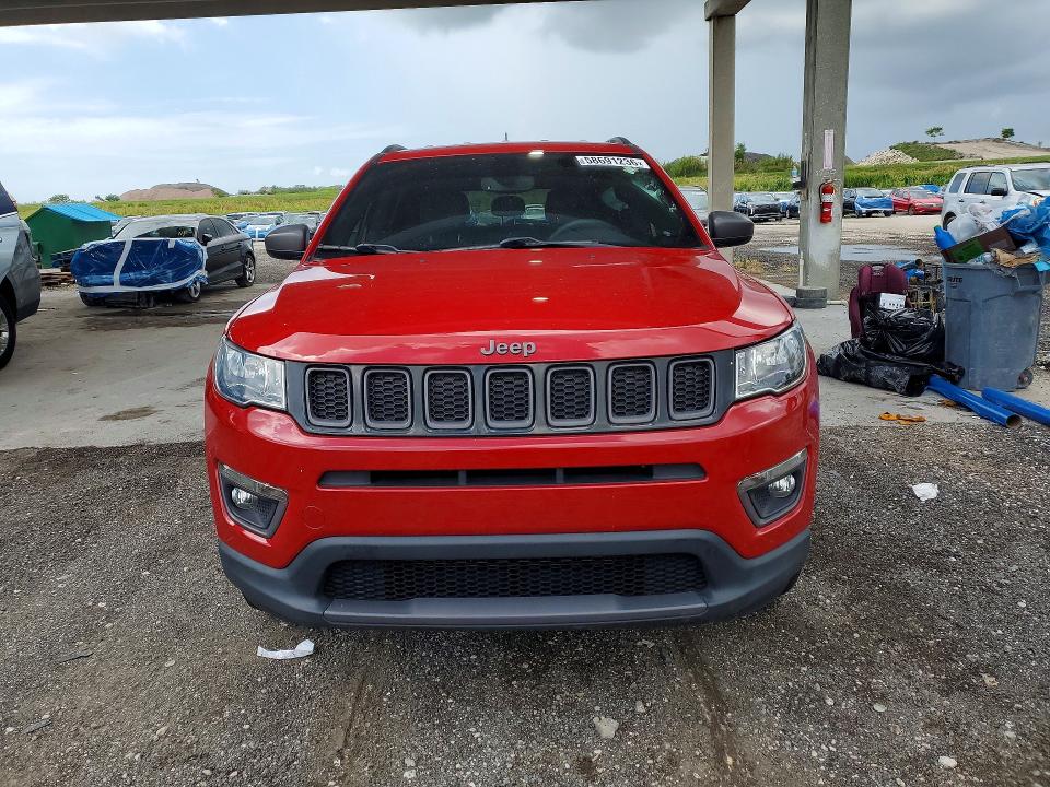 58691236 :رقم المزاد ، 3C4NJDEB2MT513585 vin ، 2021 Jeep Compass مزاد بيع
