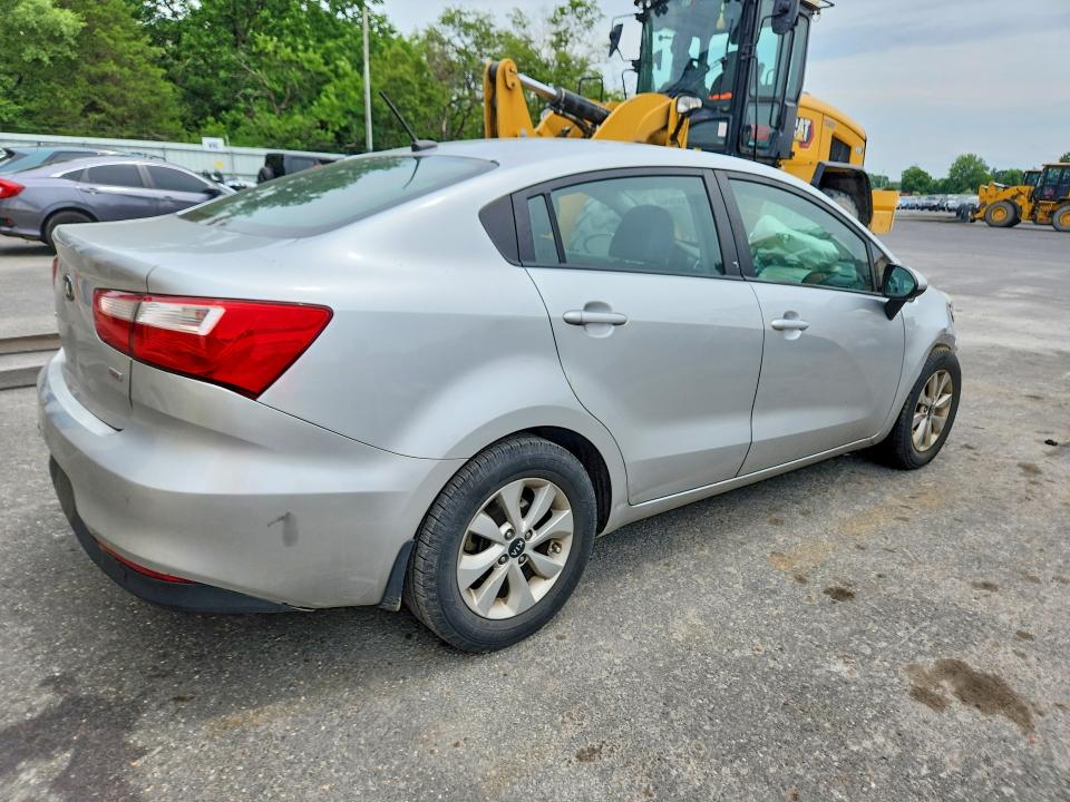 58330546 :رقم المزاد ، KNADM4A35H6062389 vin ، 2017 Kia Rio مزاد بيع