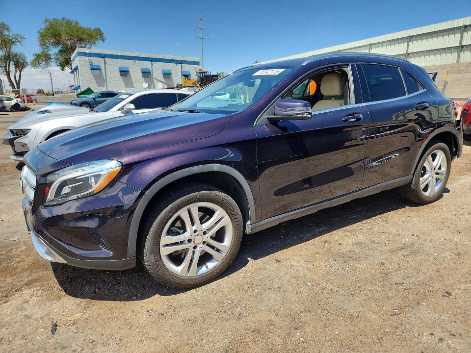 2015 Mercedes-benz Gla მანქანა იყიდება აუქციონზე, vin: WDCTG4GB1FJ102461, აუქციონის ნომერი: 56642176
