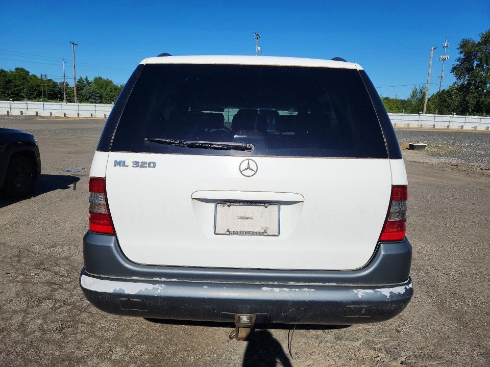 1999 Mercedes-benz Ml მანქანა იყიდება აუქციონზე, vin: 4JGAB54E5XA080557, აუქციონის ნომერი: 55615566