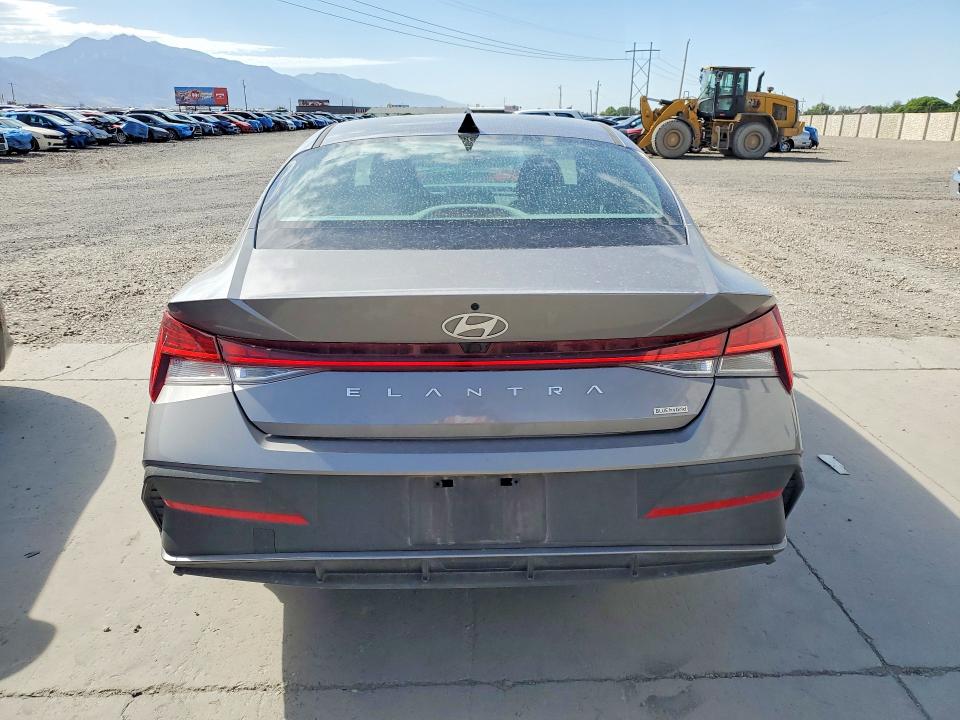 Продаж на аукціоні авто 2024 Hyundai Elantra, vin: KMHLM4DJ9RU110557, номер лоту: 58153416
