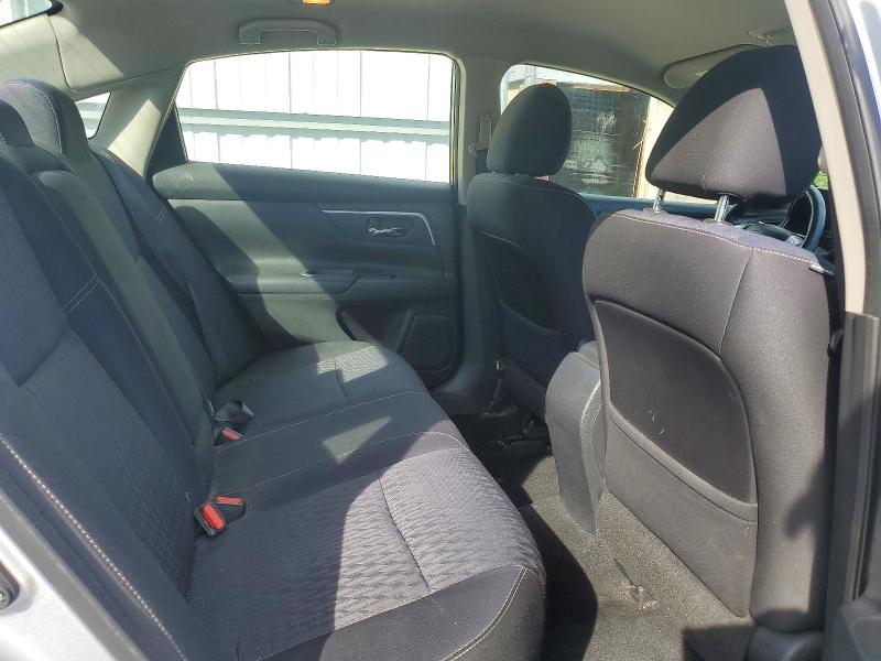 58605096 :رقم المزاد ، 1N4AL3AP1JC252502 vin ، 2018 Nissan Altima مزاد بيع