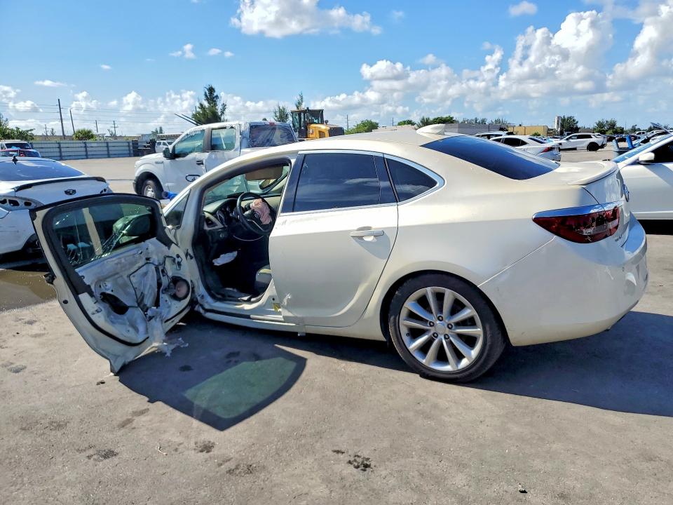51924466 :رقم المزاد ، 1G4PR5SK3F4193094 vin ، 2015 Buick Verano مزاد بيع