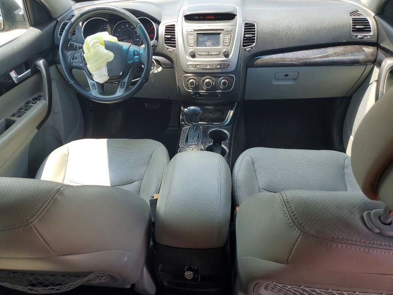 41631816 :رقم المزاد ، 5XYKTCA6XFG655743 vin ، 2015 Kia Sorento مزاد بيع