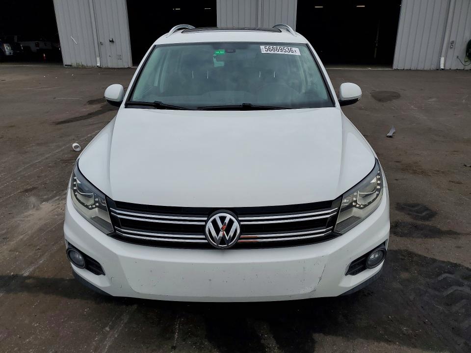 Продажа на аукционе авто 2016 Volkswagen Tiguan, vin: WVGAV7AX1GW610972, номер лота: 56869536