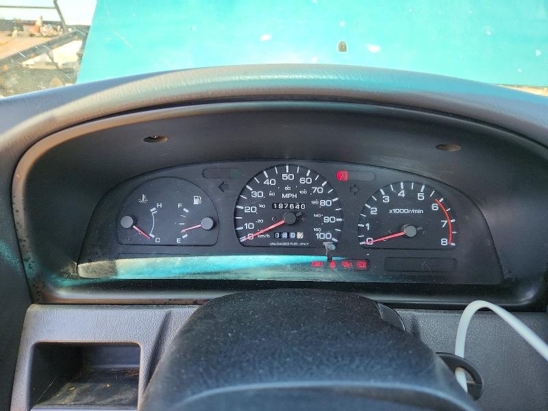 55996446 :رقم المزاد ، 1N6SD11Y7TC384043 vin ، 1996 Nissan Truck مزاد بيع