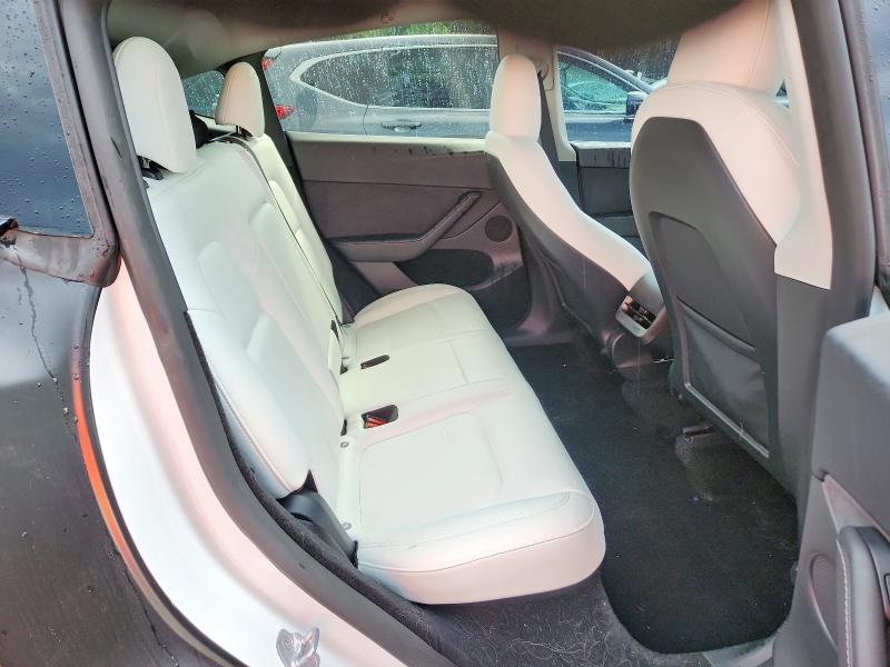 57691236 :رقم المزاد ، 7SAYGDEF8PF806850 vin ، 2023 Tesla Model Y مزاد بيع