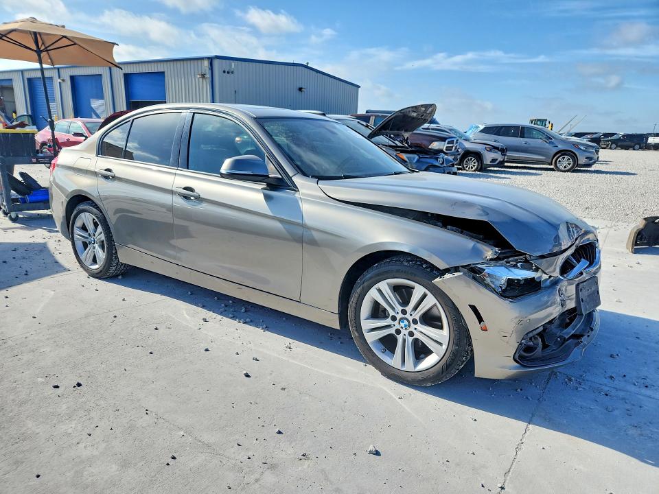 57917796 :رقم المزاد ، WBA8E9G59GNT87961 vin ، 2016 Bmw 328 مزاد بيع