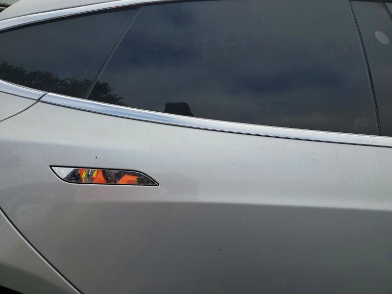 2018 Tesla Model S მანქანა იყიდება აუქციონზე, vin: 5YJSA1E23JF256805, აუქციონის ნომერი: 58753846