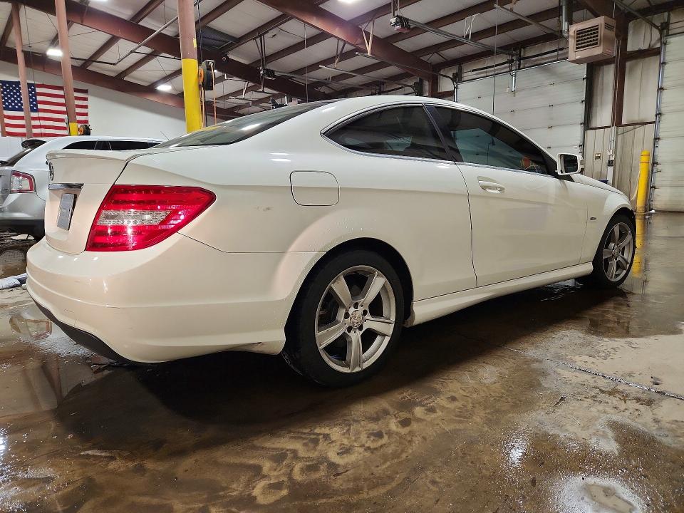 Auction sale of the 2012 Mercedes-benz C, vin: WDDGJ4HB9CF803230, lot number: 58371186