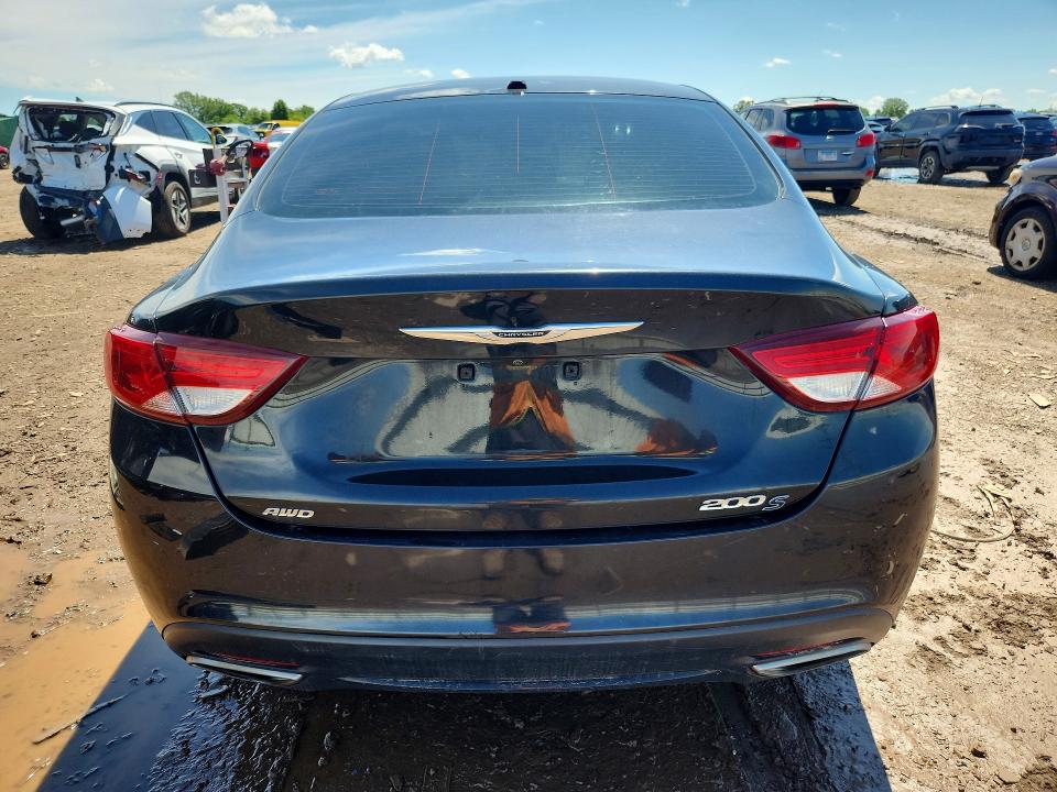 58651196 :رقم المزاد ، 1C3CCCDG4GN105509 vin ، 2016 Chrysler 200 مزاد بيع