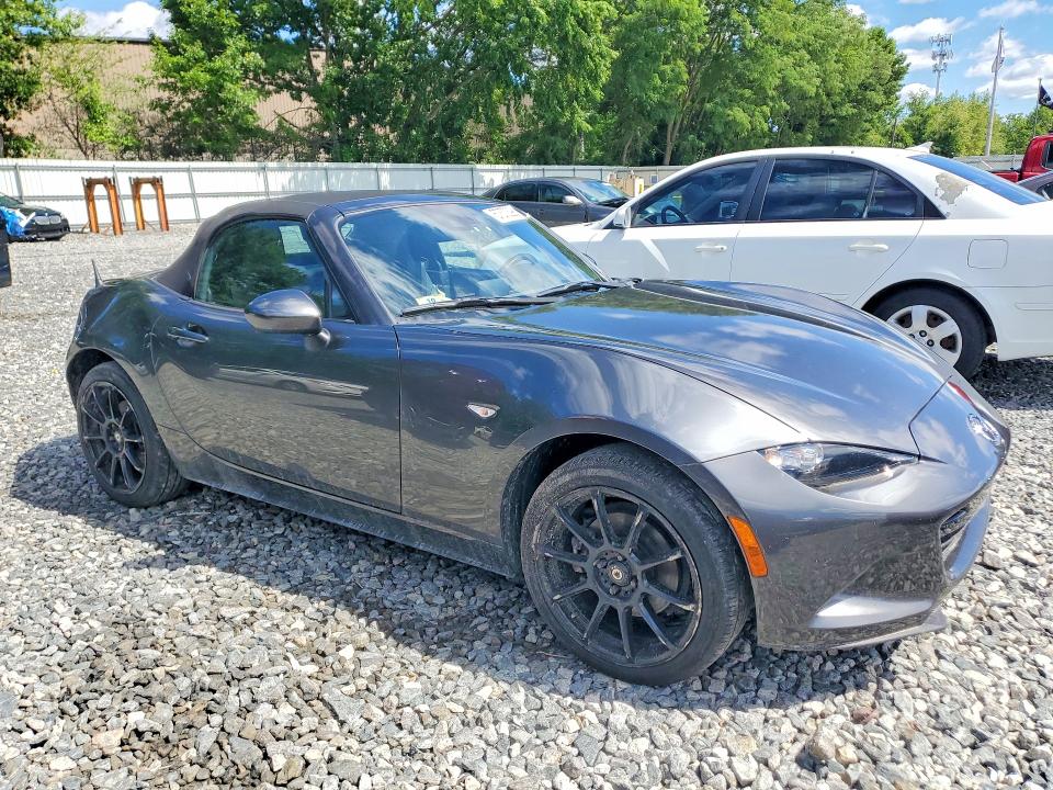 57370396 :رقم المزاد ، JM1NDAD75M0458887 vin ، 2021 Mazda Mx-5 Miata مزاد بيع