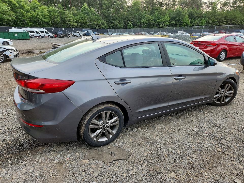 58839536 :رقم المزاد ، 5NPD84LF9JH283861 vin ، 2018 Hyundai Elantra مزاد بيع