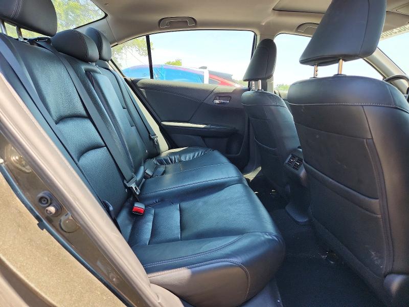 58296086 :رقم المزاد ، 1HGCR2F8XFA063865 vin ، 2015 Honda Accord مزاد بيع