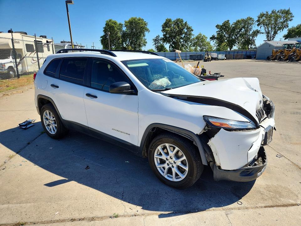 57526566 :رقم المزاد ، 1C4PJLAB0GW342584 vin ، 2016 Jeep Cherokee مزاد بيع