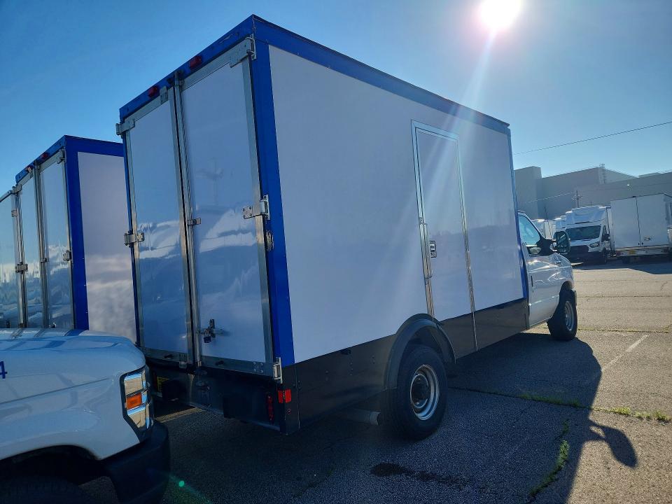 Продажа на аукционе авто 2023 Ford E350, vin: 1FDWE3FK5PDD09757, номер лота: 55897816