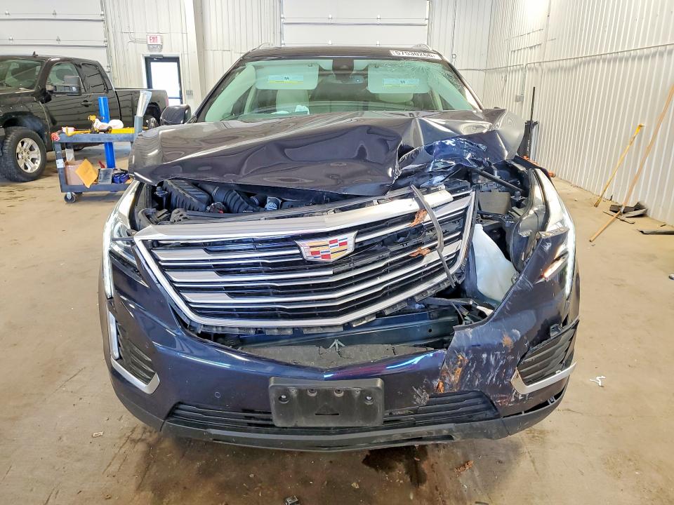 57530266 :رقم المزاد ، 1GYKNDRSXHZ211925 vin ، 2017 Cadillac Xt5 مزاد بيع