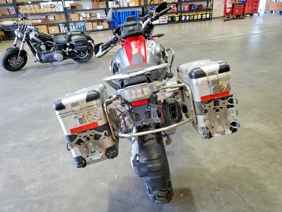 2014 Bmw R1200 მანქანა იყიდება აუქციონზე, vin: WB10A110XEZ185742, აუქციონის ნომერი: 57432196