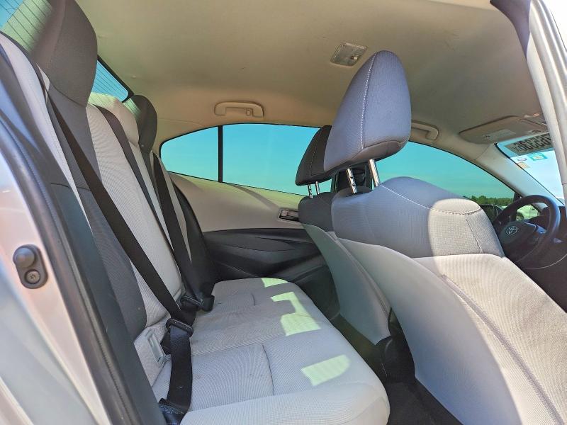 58765336 :رقم المزاد ، JTDEAMDE8NJ058763 vin ، 2022 Toyota Corolla مزاد بيع
