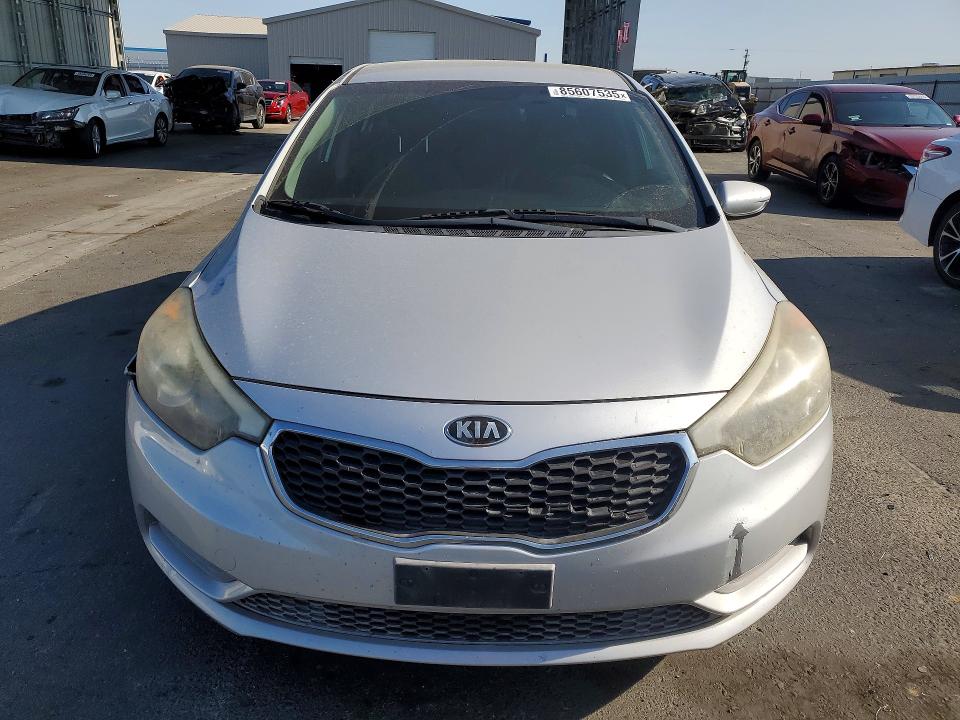 2015 Kia Forte მანქანა იყიდება აუქციონზე, vin: KNAFK4A61F5426142, აუქციონის ნომერი: 85607535