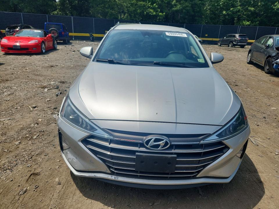 59006466 :رقم المزاد ، 5NPD84LF0KH486798 vin ، 2019 Hyundai Elantra مزاد بيع