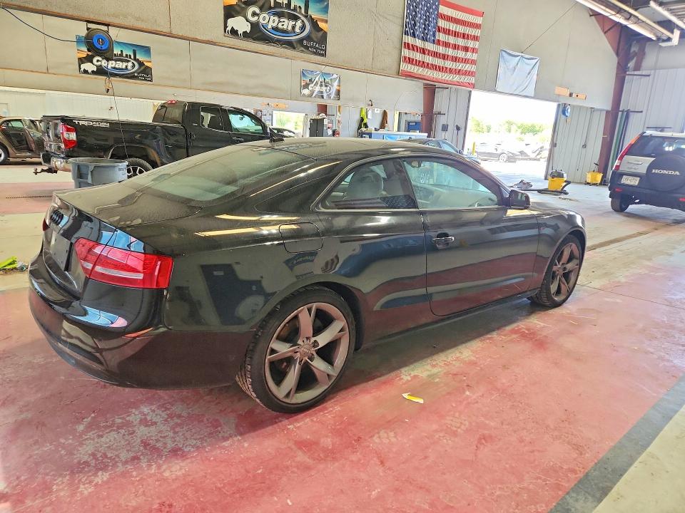 56274166 :رقم المزاد ، WAUWFAFR7BA039506 vin ، 2011 Audi A5 مزاد بيع