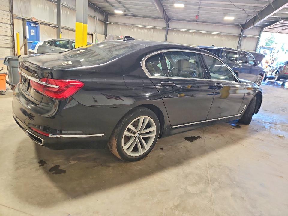 56820196 :رقم المزاد ، WBA7F2C51GG418551 vin ، 2016 Bmw 750 مزاد بيع