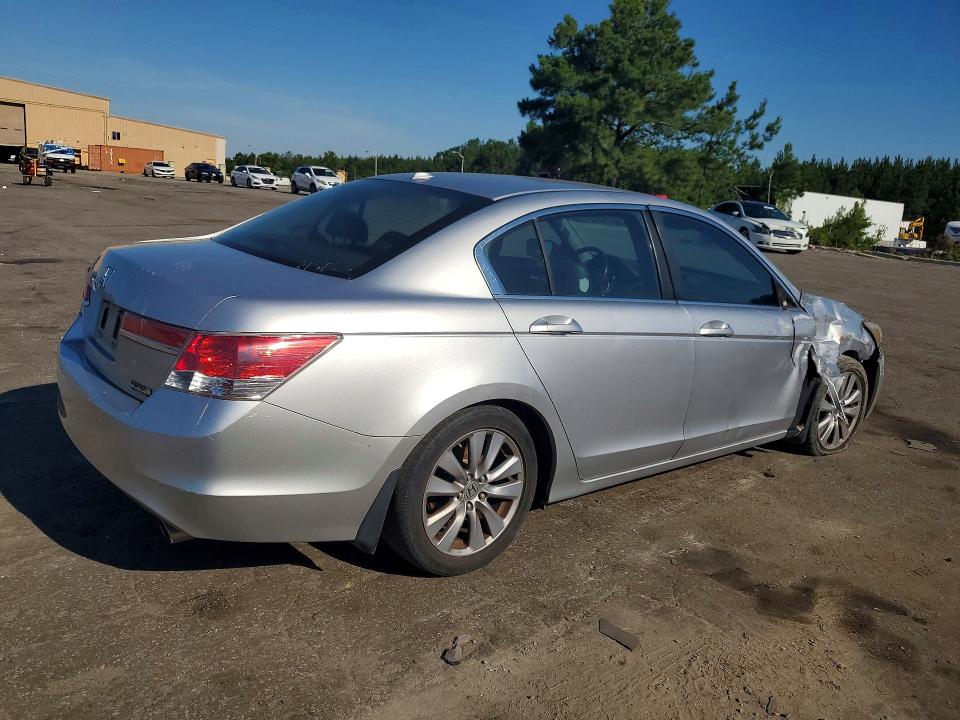 Auction sale of the 2011 Honda Accord, vin: 1HGCP2F81BA075077, lot number: 56176516