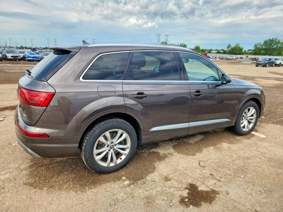 Продажа на аукционе авто 2017 Audi Q7, vin: WA1AAAF71HD008697, номер лота: 58212806
