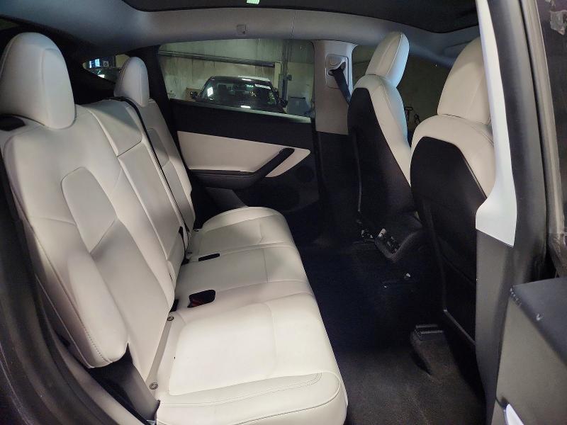 2022 Tesla Model Y მანქანა იყიდება აუქციონზე, vin: 7SAYGDEF9NF397660, აუქციონის ნომერი: 57372286