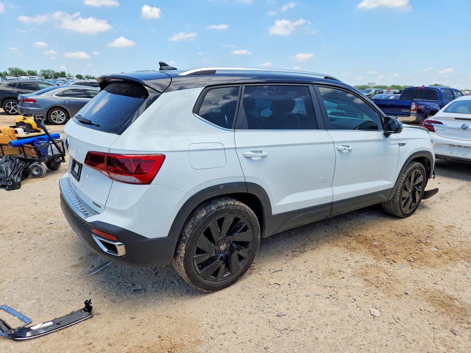 Продажа на аукционе авто 2024 Volkswagen Taos, vin: 3VVVX7B24RM015704, номер лота: 57225256
