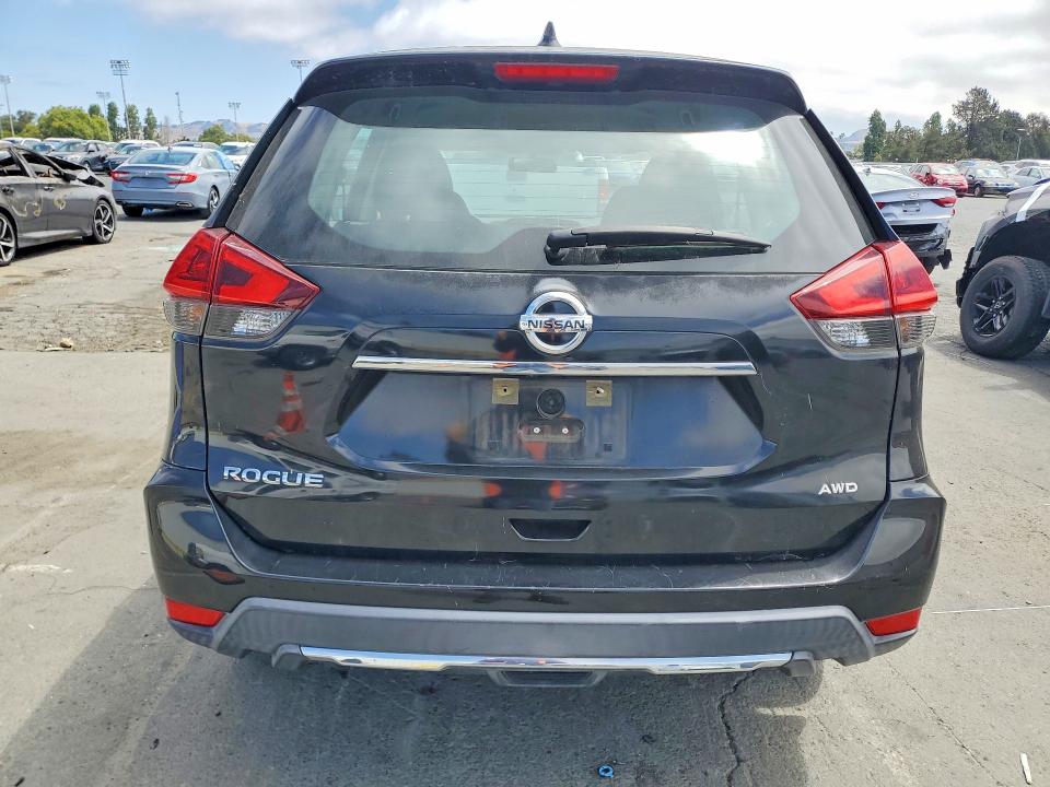 2018 Nissan Rogue მანქანა იყიდება აუქციონზე, vin: KNMAT2MV4JP552249, აუქციონის ნომერი: 60117236