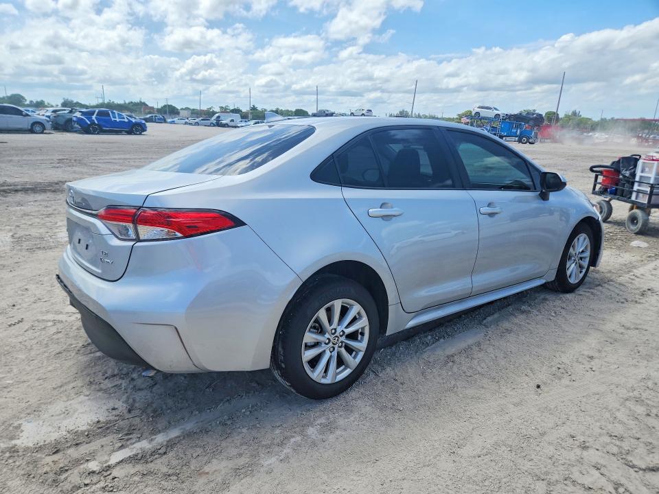 56661816 :رقم المزاد ، JTDBCMFE9T3138231 vin ، 2026 Toyota Corolla Hybrid مزاد بيع