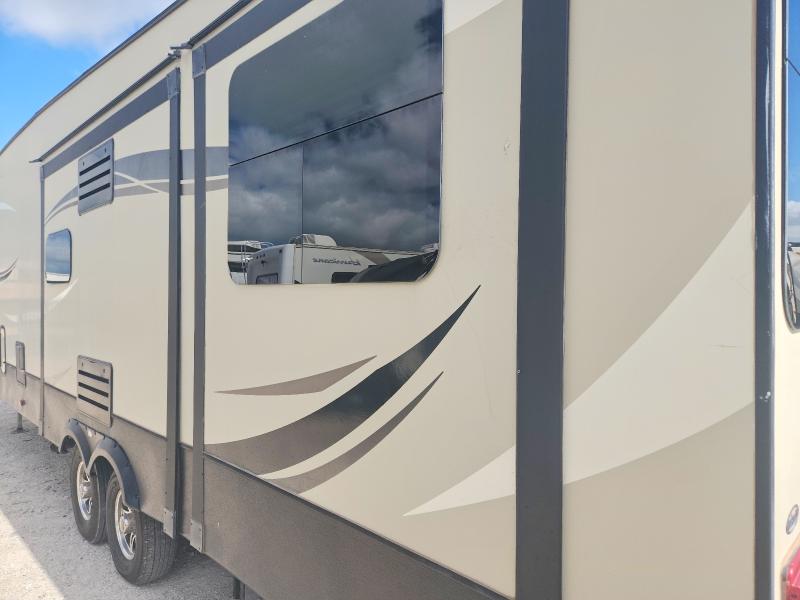 49246956 :رقم المزاد ، 4YDF34224HE601687 vin ، 2017 Keystone Laredo مزاد بيع