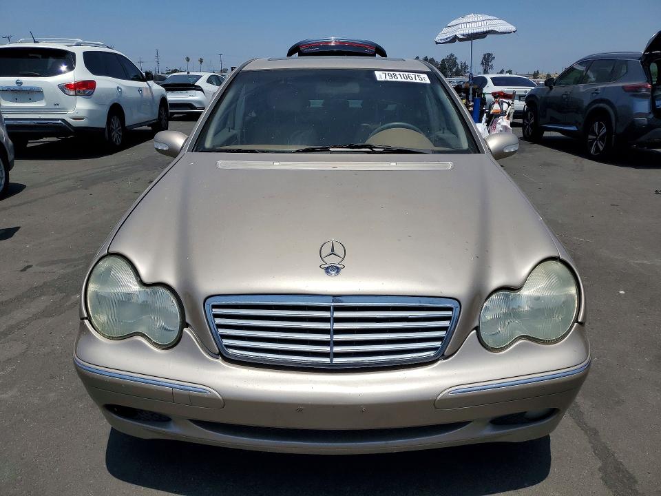 2001 Mercedes-benz C მანქანა იყიდება აუქციონზე, vin: WDBRF64J01F018412, აუქციონის ნომერი: 79810675