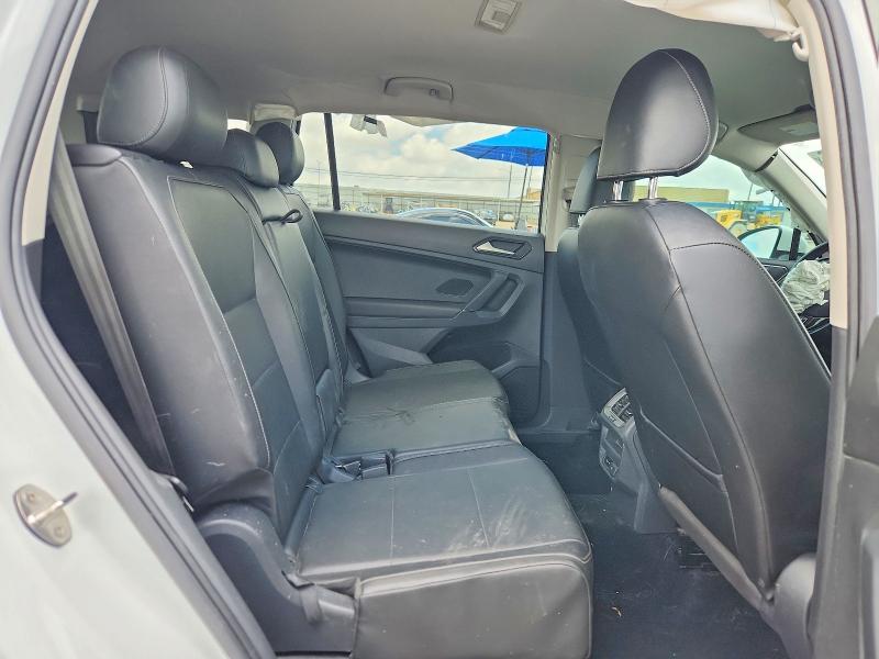 Продаж на аукціоні авто 2018 Volkswagen Tiguan, vin: 3VV3B7AX2JM074421, номер лоту: 56685806